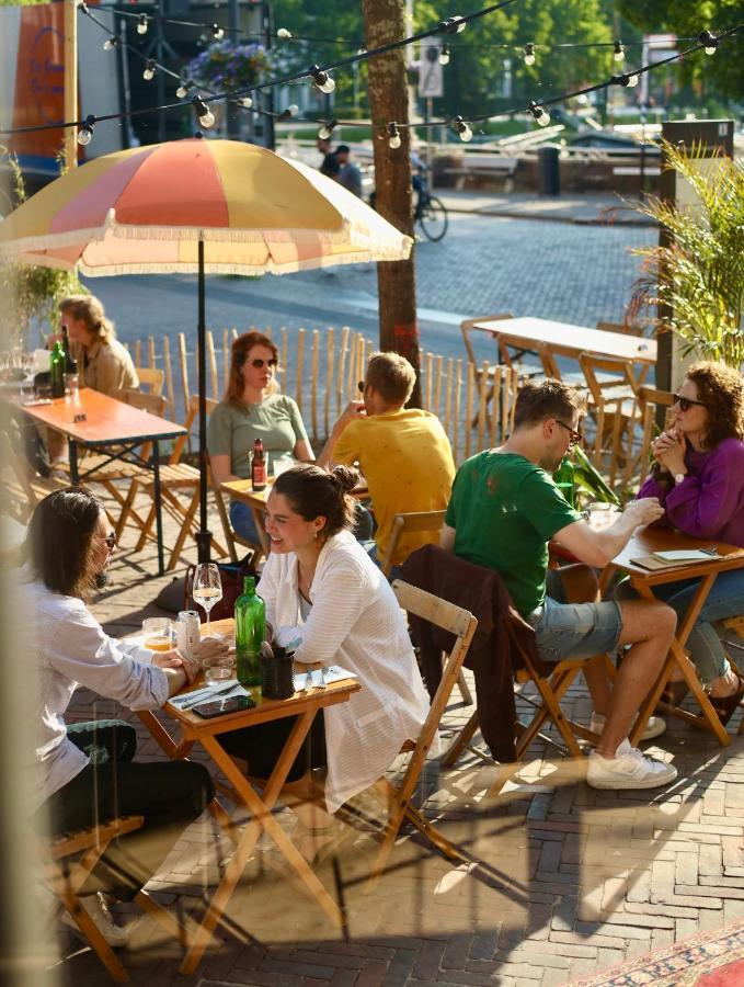 Hostel & Bar De Basis 즈볼레 외부 사진
