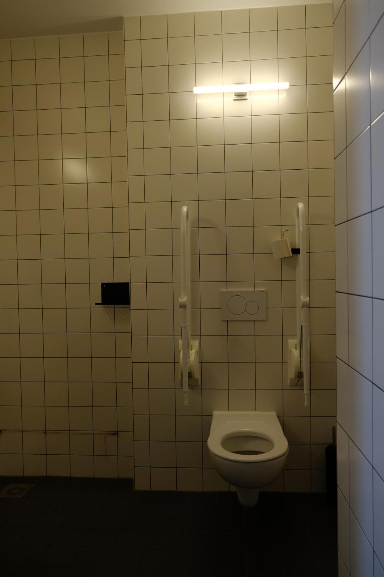 Hostel & Bar De Basis 즈볼레 외부 사진